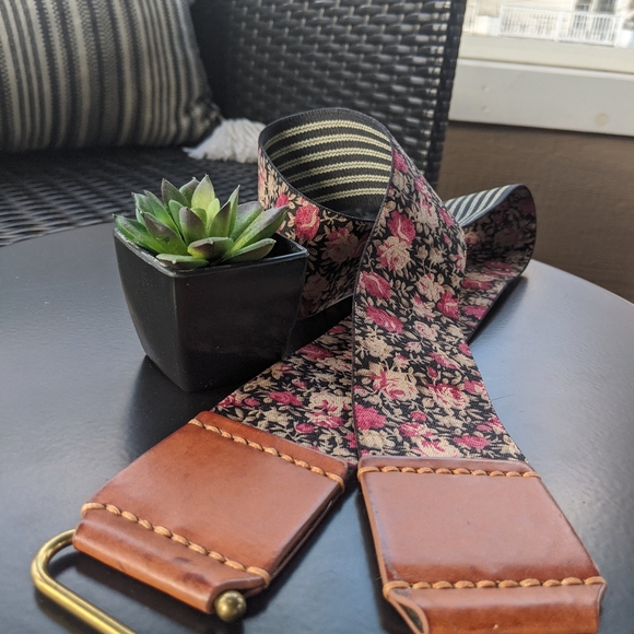 Fun Reversible Belt - Picture 2 of 7